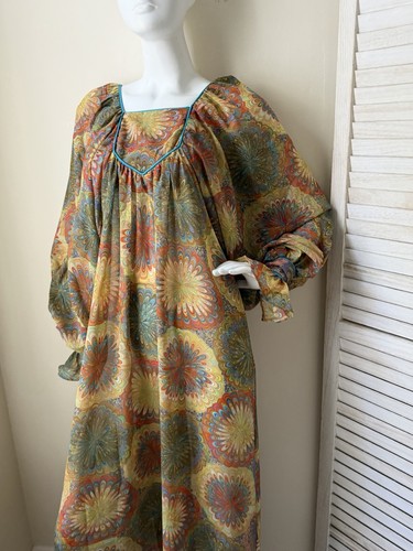 1970 vintage simon ellis - vintage,
